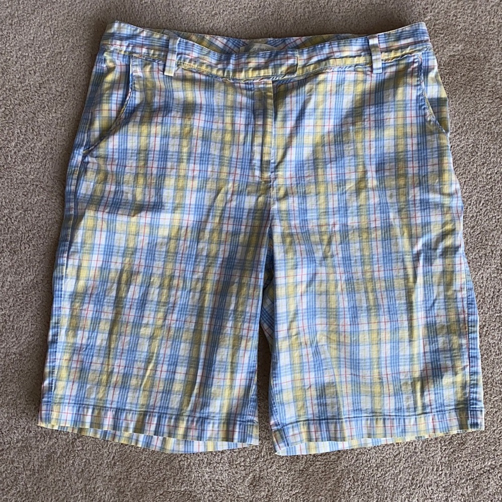Lady Hagen walking shorts